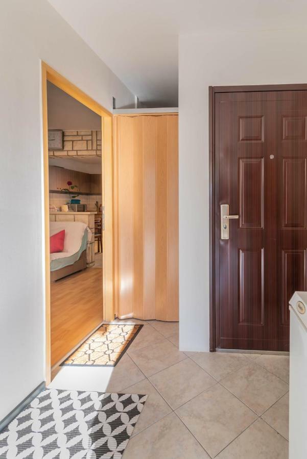 Nostress Apartment Pula Exterior foto